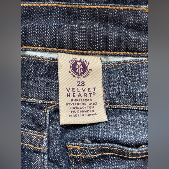 Distressed  Denim Jean skirt Velvet heart - Picture 4 of 6